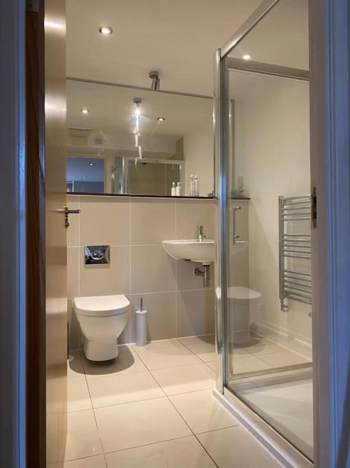 Modern Apartment, Fistral Beach Newquay  Luaran gambar