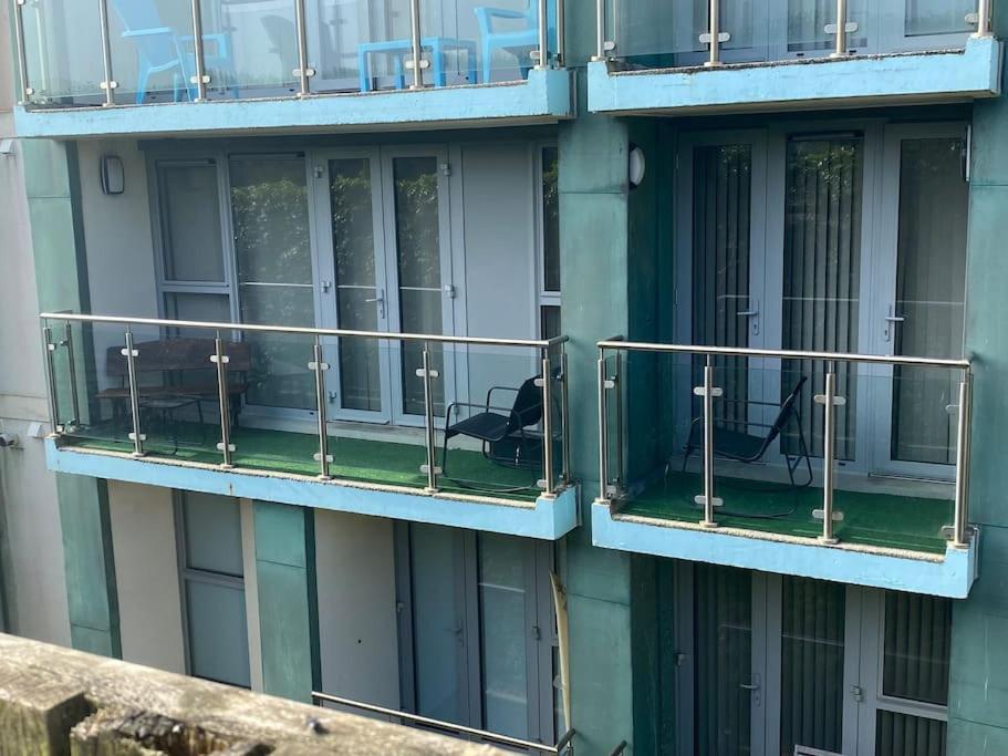 Modern Apartment, Fistral Beach Newquay  Luaran gambar